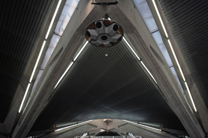Lyon-Satolas: Verbindung zwischen Flughafen und Bahnhof (Calatrava 1994)